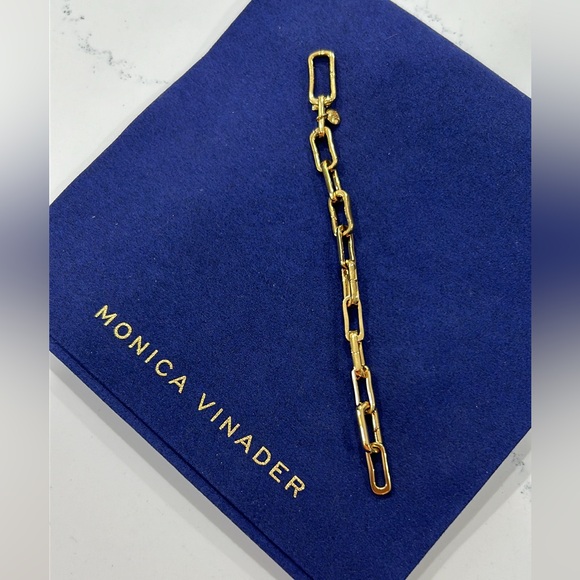 Alta Capture Charm Bracelet
Monica Vinader NEW - Picture 8 of 10